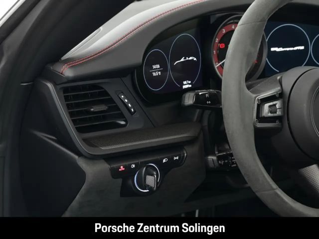 Porsche 992 Cabrio Carrera GTS