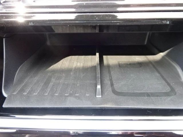 Ford Explorer Extended range RWD