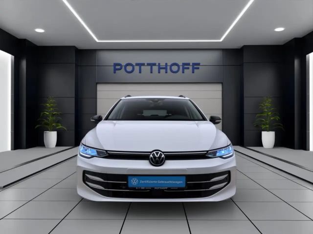 Volkswagen Golf 1.5 eTSI DSG Variant