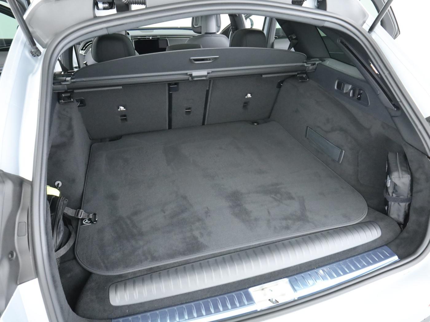 Mercedes-Benz E 300 4MATIC E 300 de Estate