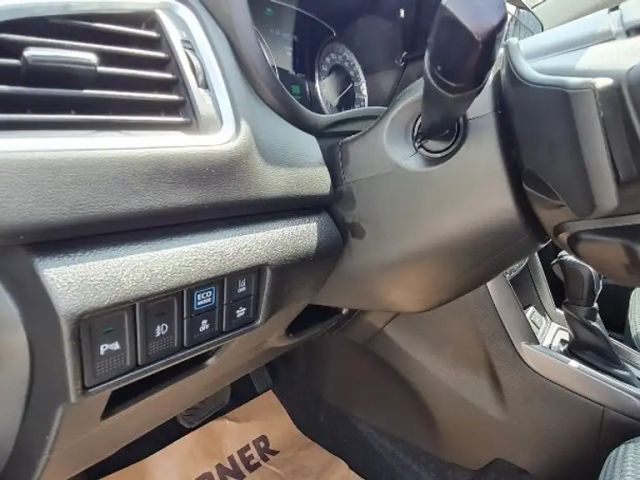 Suzuki S-Cross Hybrid