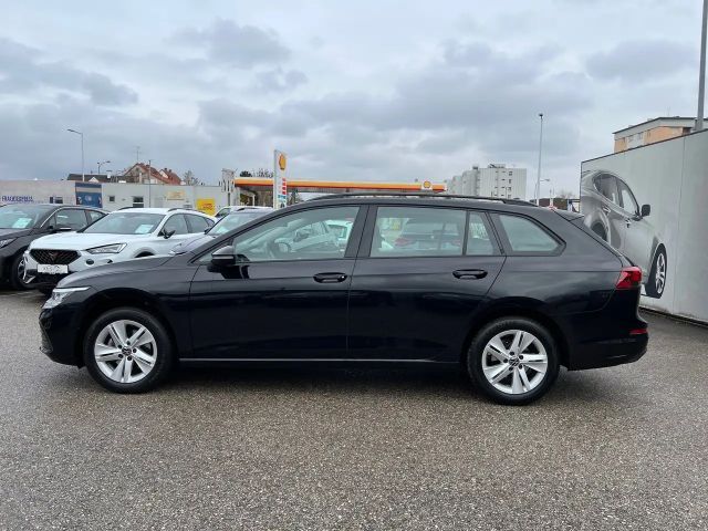 Volkswagen Golf Life Variant