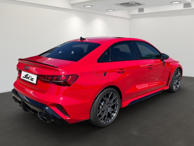 Audi RS3 Quattro S-Tronic Sedan