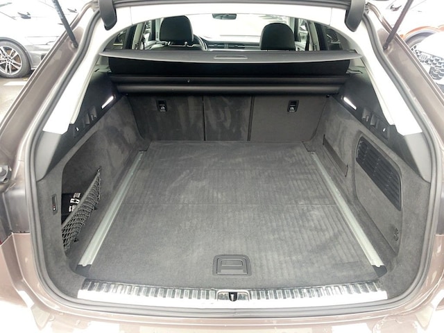 Audi A6 40 TDI Avant S-Tronic