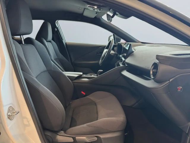 Toyota C-HR Hybride Team D