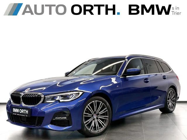 BMW 320 320d M-Sport Touring xDrive