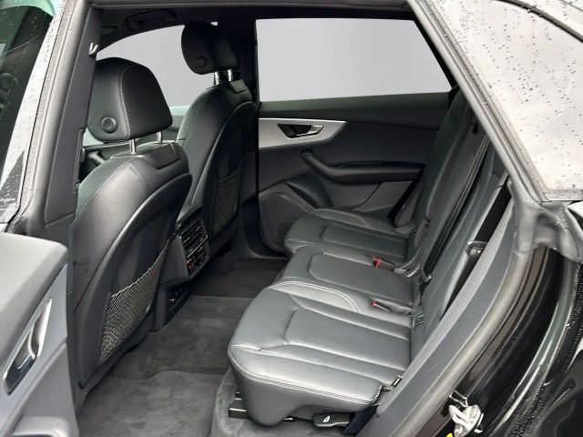 Audi Q8 55 TFSI S-Line