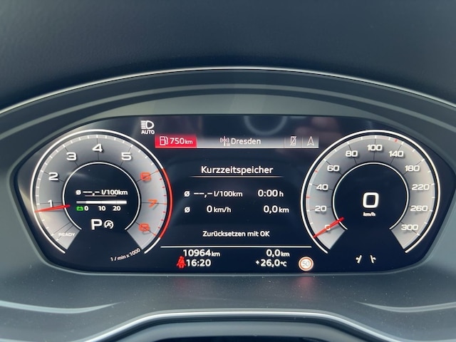 Audi A4 35 TFSI Avant S-Tronic