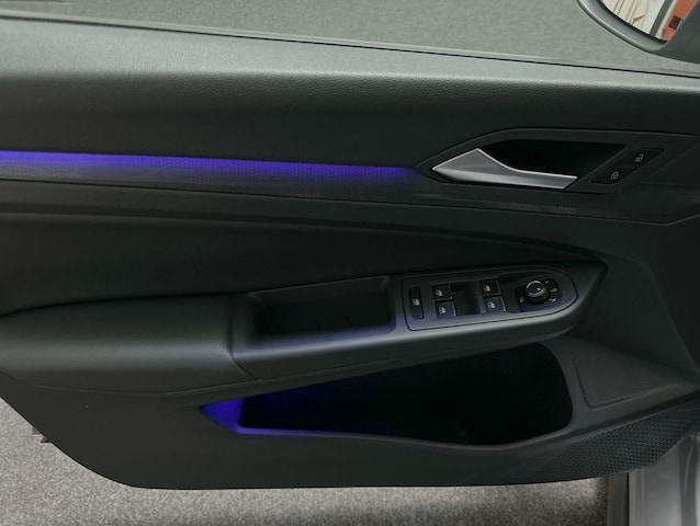 Volkswagen Golf 2.0 TSI DSG Golf VIII