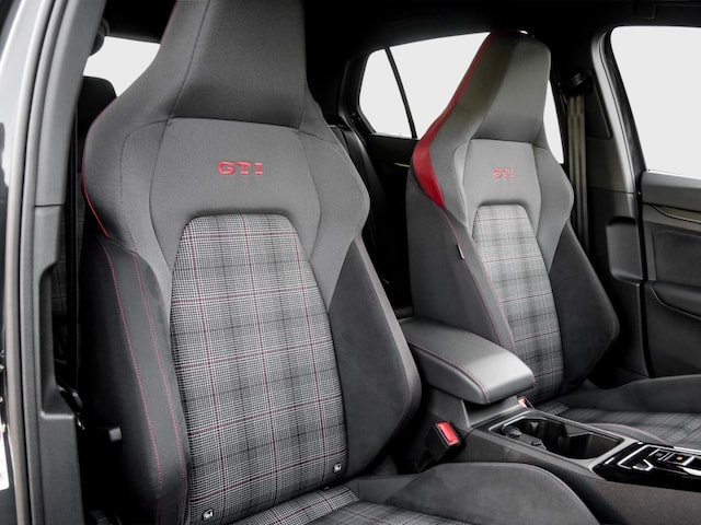 Volkswagen Golf DSG GTI Golf VIII Style