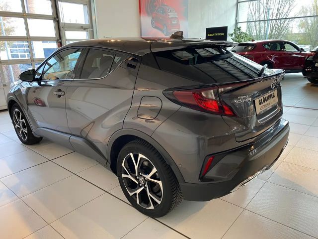 Toyota C-HR Hybride Team D