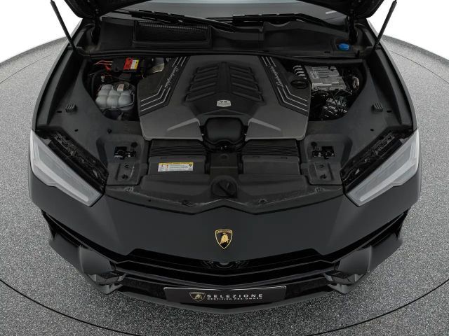 Lamborghini Urus Performante