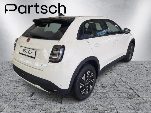 Fiat 600e Elektro 54kWh RED