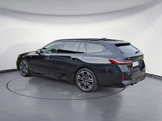 BMW 520 520d M-Sport Touring xDrive