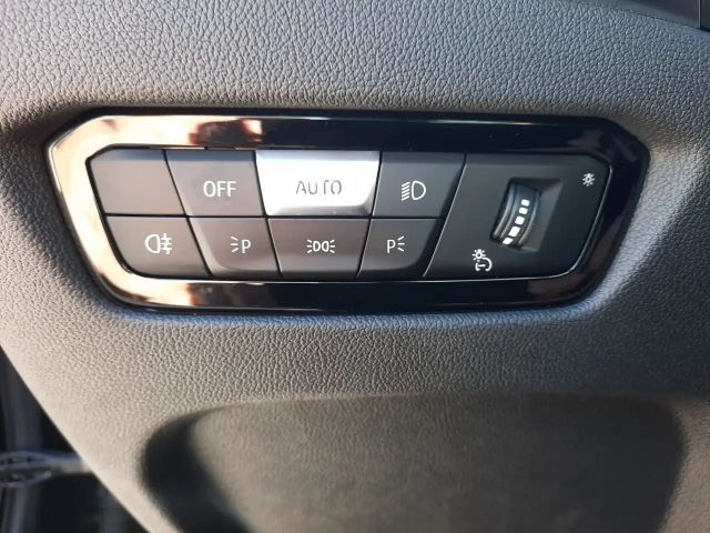 BMW 318 318i M-Sport Touring