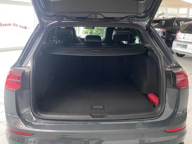 Volkswagen Golf 1.5 eTSI R-Line Style