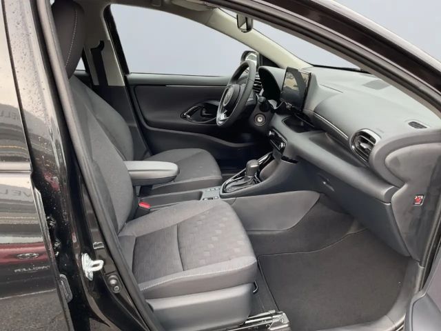 Toyota Yaris Hatchback Hybride VVT-i