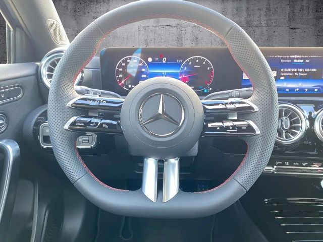 Mercedes-Benz A 200 AMG Line