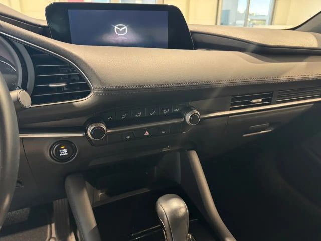 Mazda 3 Autom. Navigation/Head-Up Display/LED/PDC/ACC
