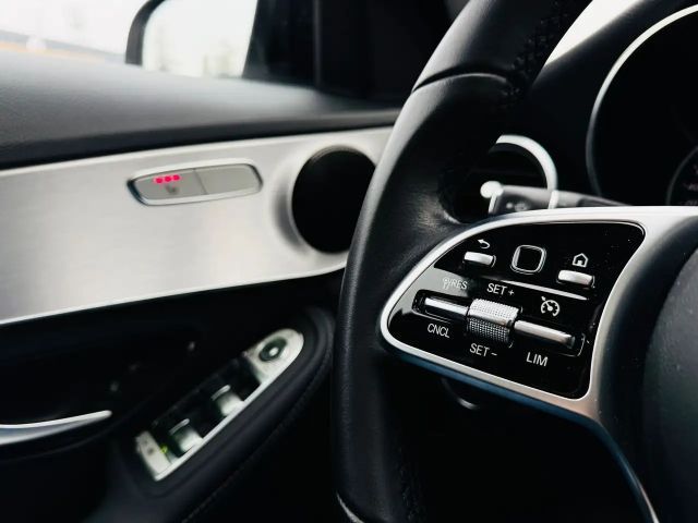 Mercedes-Benz C 220 AVANTGARDE C 220 d Sedan