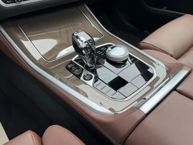 BMW X5 i CRYSTAL PANO-SKY GESTIK H/K HUD LASER