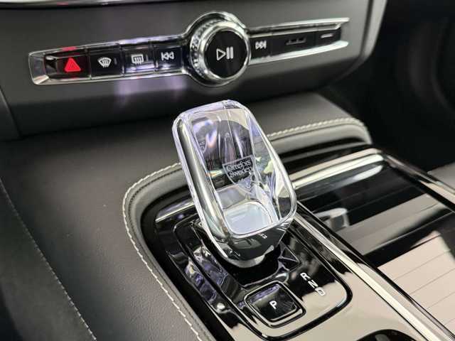 Volvo V90 AWD Dark Plus Recharge T6