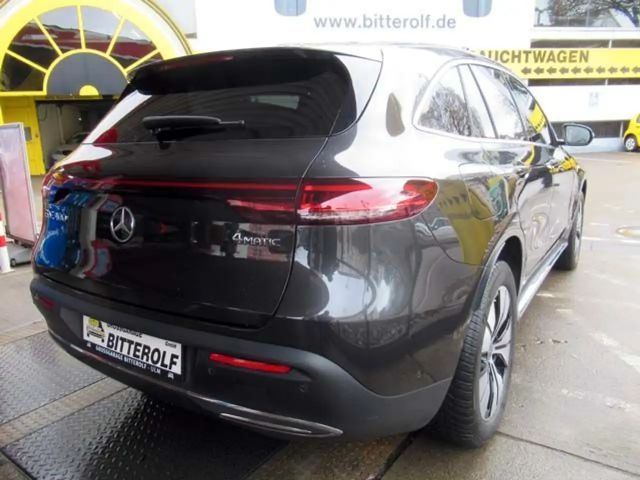 Mercedes-Benz EQC 400 4MATIC