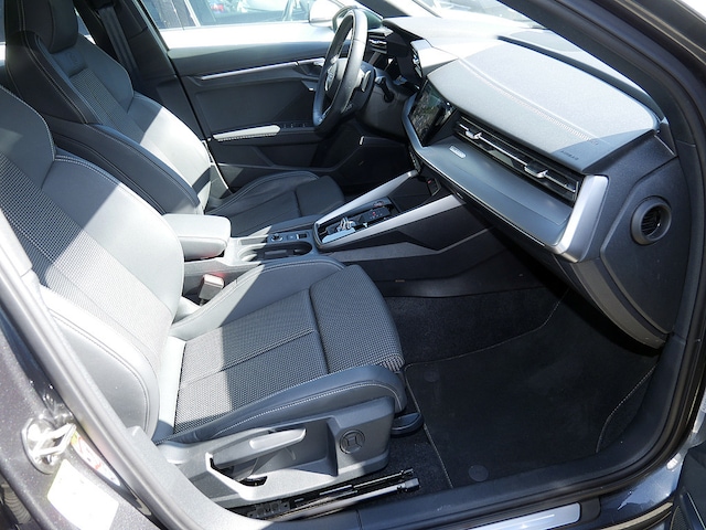 Audi S3 Quattro S-Tronic Sedan