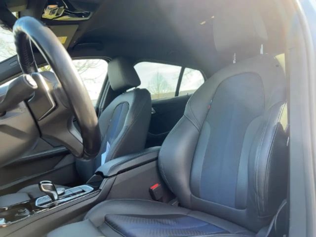 BMW 135 135i 5-deurs Sedan xDrive