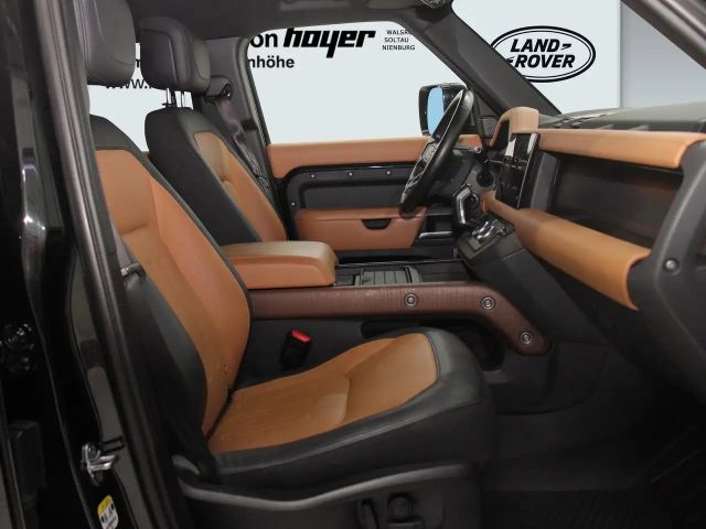 Land Rover Defender 110 Black Pack D300