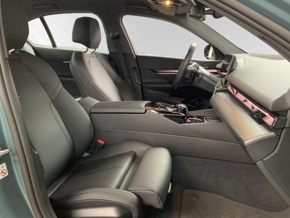 BMW i5 Sedan eDrive40