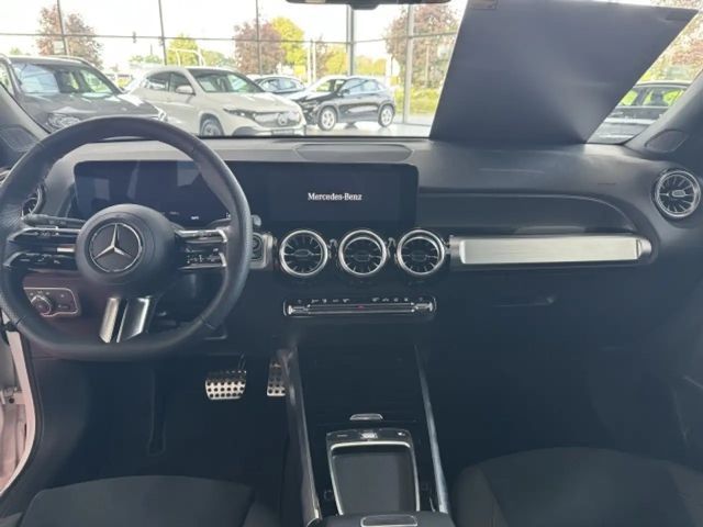 Mercedes-Benz GLB 220 4MATIC AMG Line