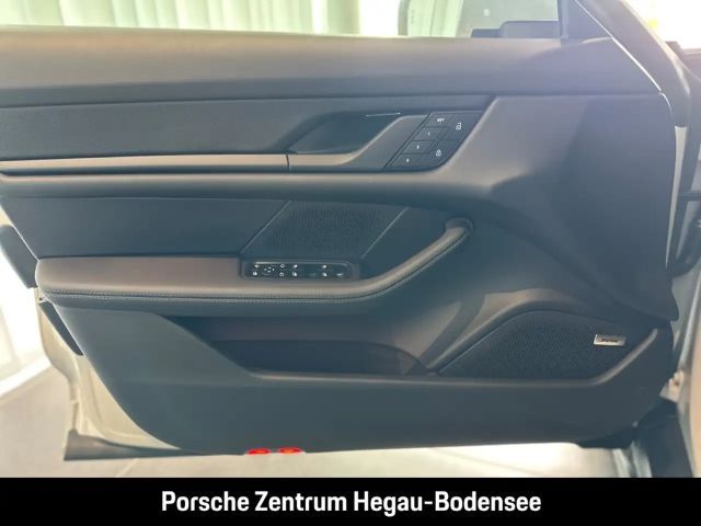 Porsche Taycan 4 Cross Turismo