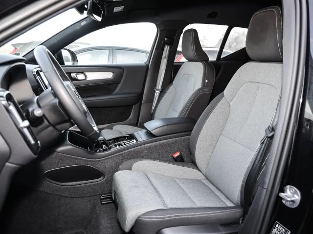 Volvo XC40 Dark Plus