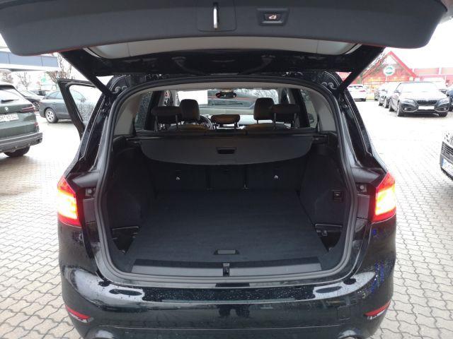 BMW 220 220i Gran Tourer