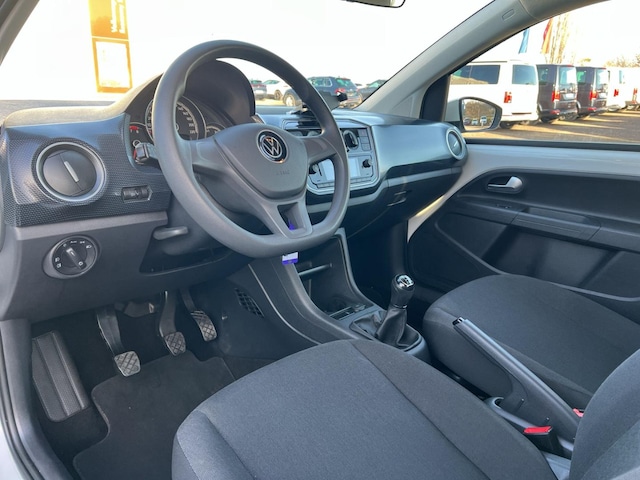 Volkswagen up! Move Move up!