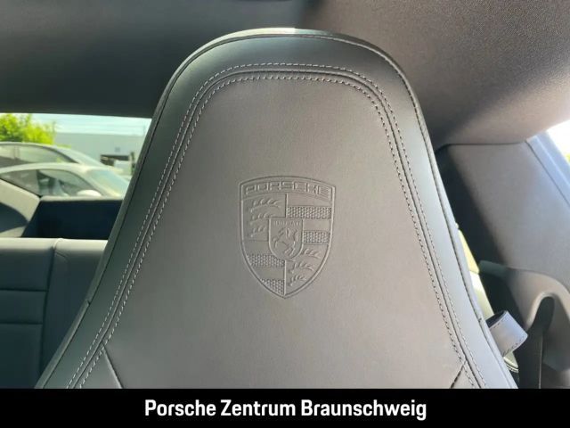 Porsche 992 Carrera Coupé