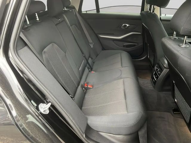 BMW 320 320d Touring xDrive