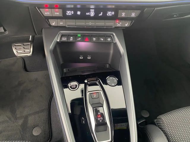 Audi A3 45 TFSI Hybride S-Line Sedan