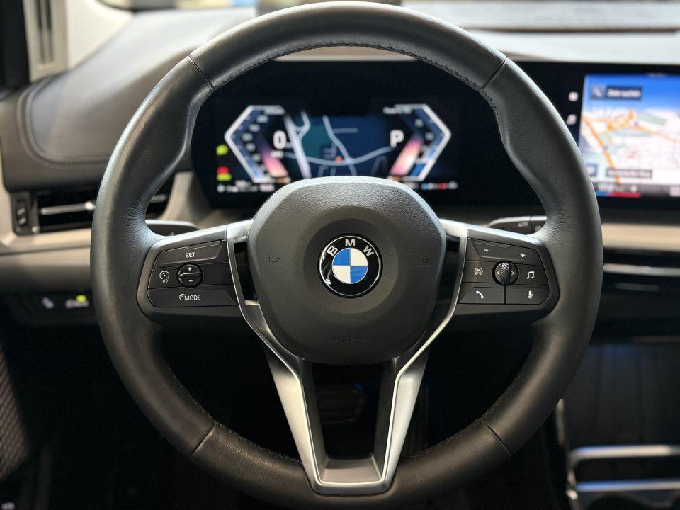 BMW 220 220i Active Tourer