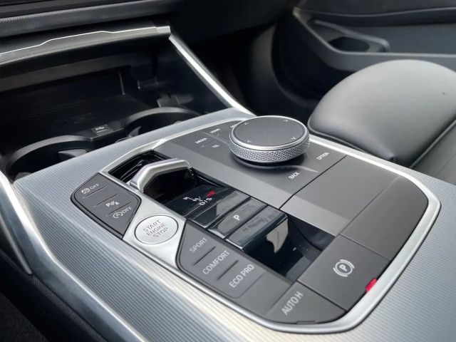 BMW 330 330i M-Sport Touring