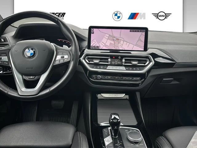 BMW X3 xDrive30i