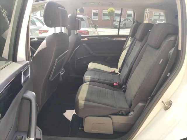 Volkswagen Touran Highline R-Line