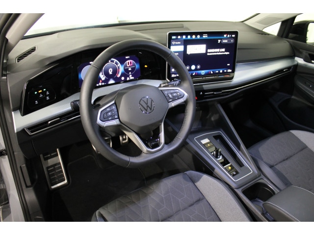 Volkswagen Golf 1.5 eTSI DSG Golf VIII