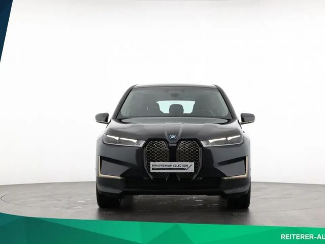 BMW iX xDrive40