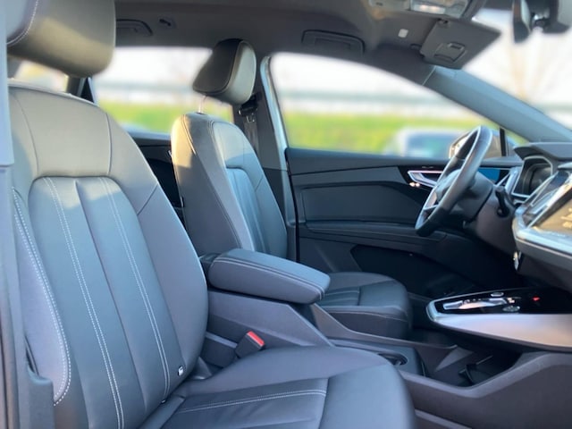 Audi Q4 e-tron SUV 45 e-tron Audi Q4 e-tron