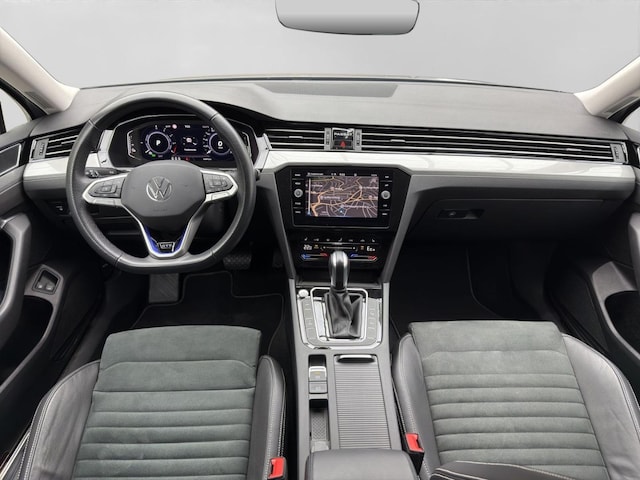 Volkswagen Passat GTE Variant