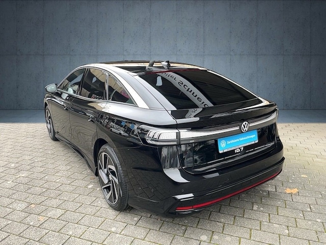Volkswagen ID.7 IQ.Drive Pro