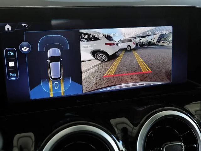 Mercedes-Benz GLA 180 KAMERA+SPURHALTE+CARPLAY+MBUX+LED+18"
