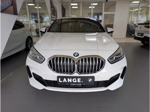 BMW 118 118i M-Sport Sedan